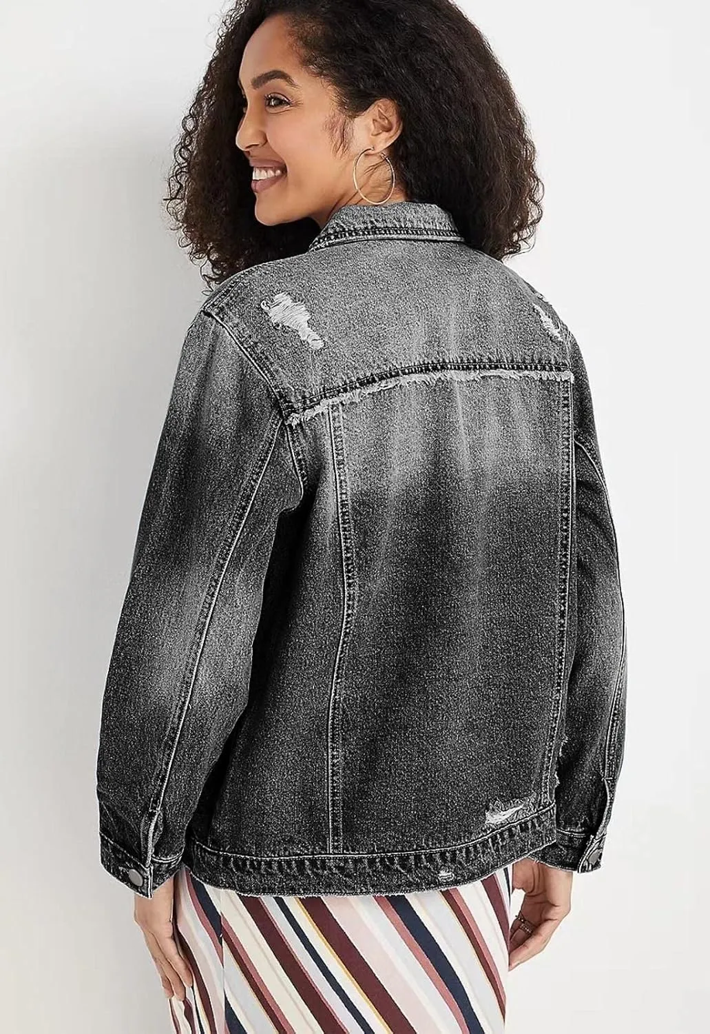Womens Long Sleeve Washed Button Down Basic Denim Jacket With Pockets